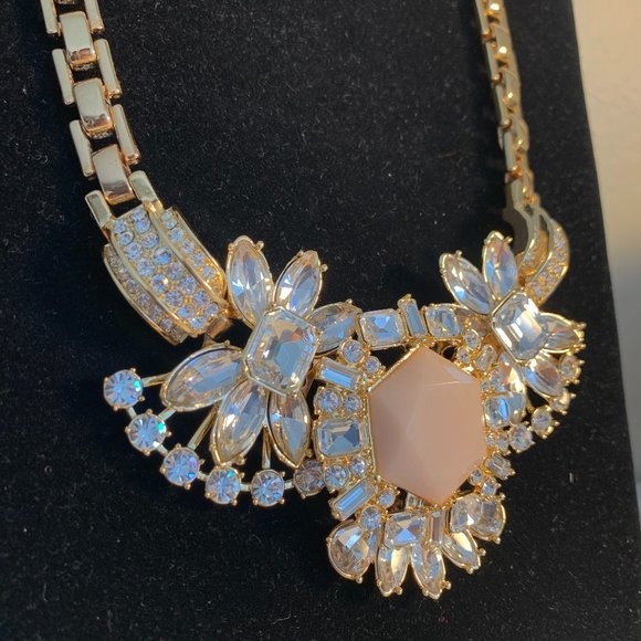 Park Lane Victoria Necklace (Exclusive) | Victoria Collar (Exclusivo) - Picture 2 of 2